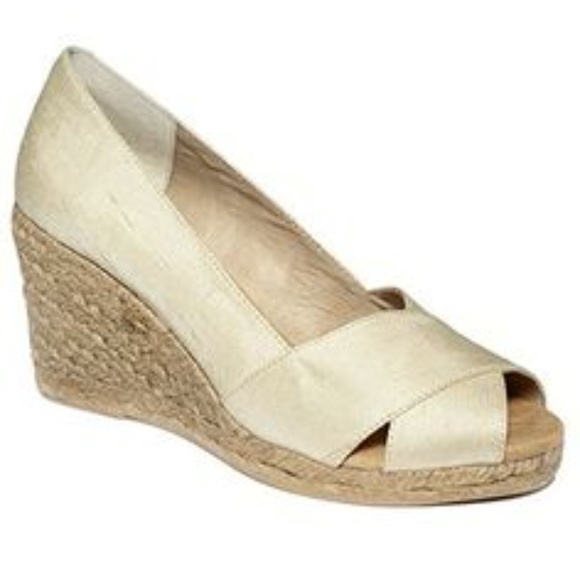 *WHITE MOUNTAIN* Ivory Matador Espadrille Wedges - Picture 3 of 8